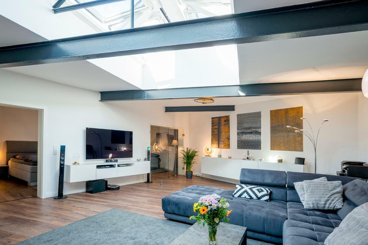 White Lofty Und White Studio Düsseldorf Eksteriør billede