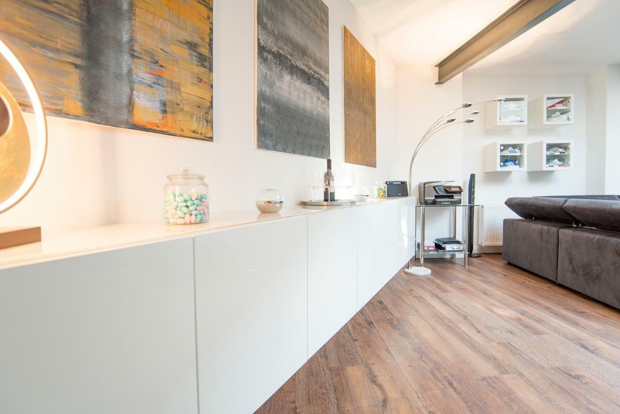 White Lofty Und White Studio Düsseldorf Eksteriør billede