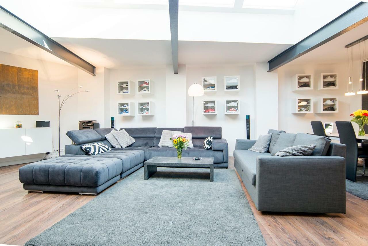 White Lofty Und White Studio Düsseldorf Eksteriør billede