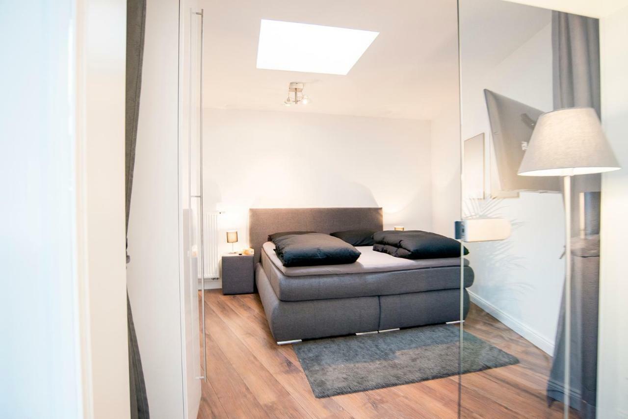 White Lofty Und White Studio Düsseldorf Eksteriør billede